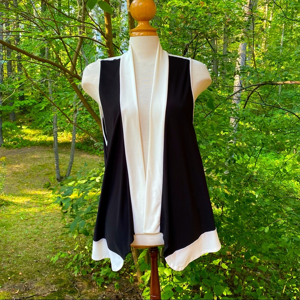 Flowy sleeveless cover up